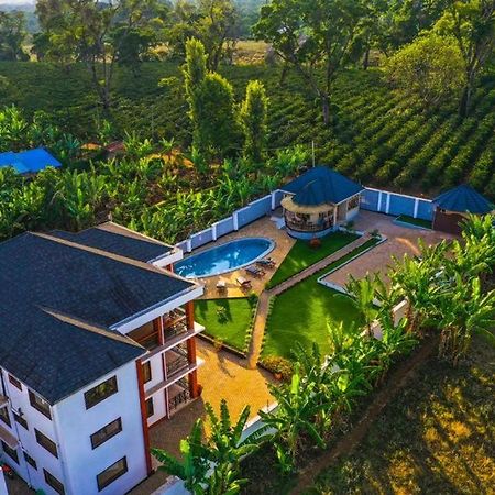 Dual Mountain View Lodge Moshi Bagian luar foto
